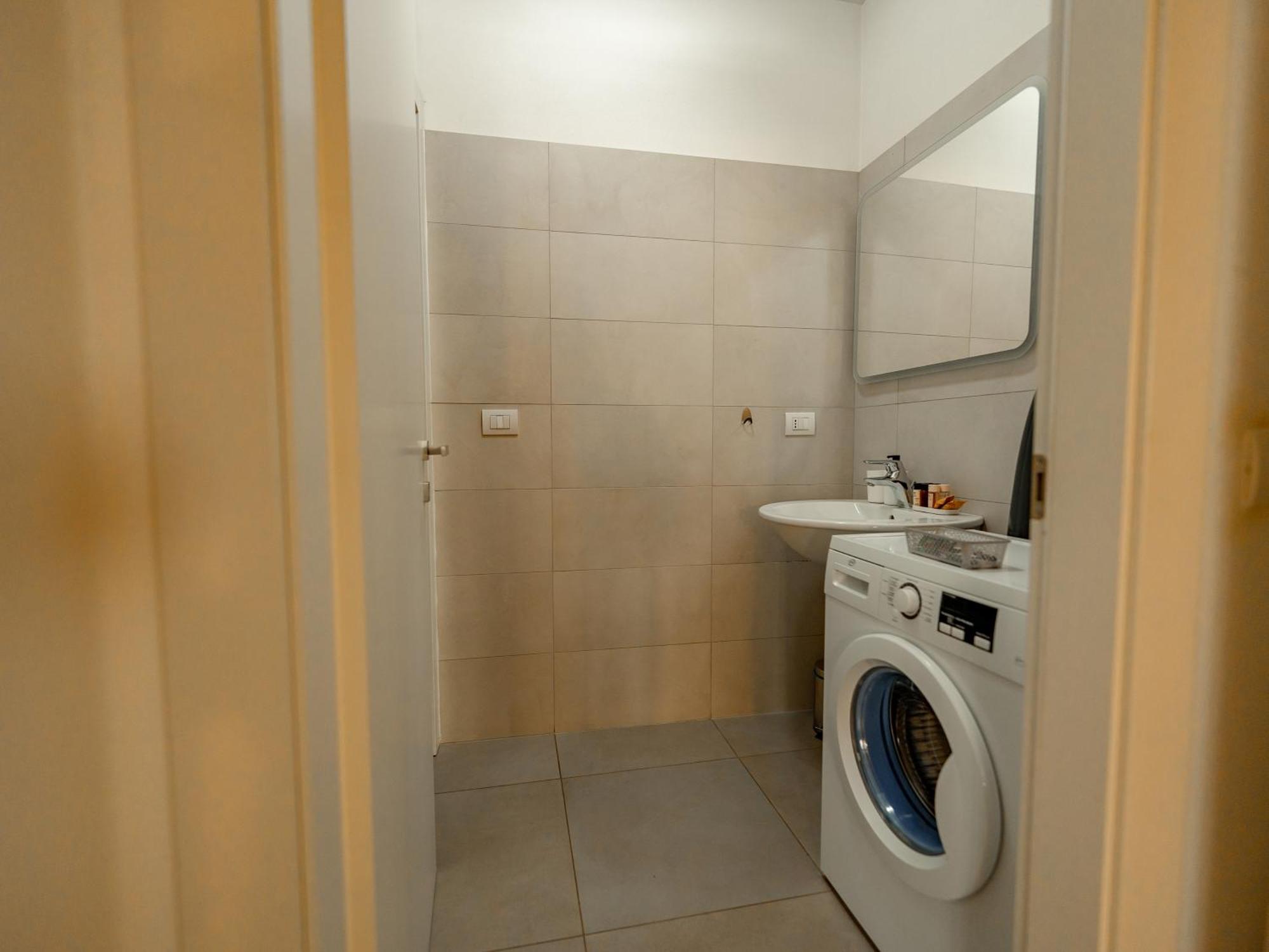 Yr - Navigli Appartement *
